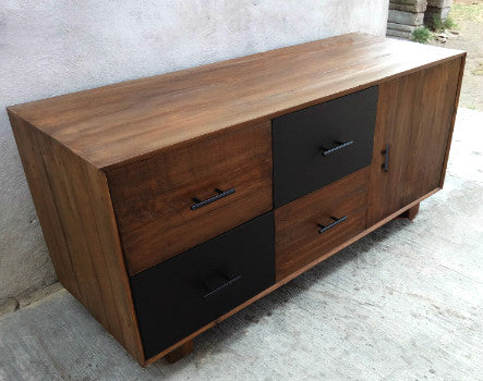 Credenza de una puerta y cuatro cajones en combinación madera y metal